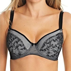 Freya underwire padded lace bra US size 30D